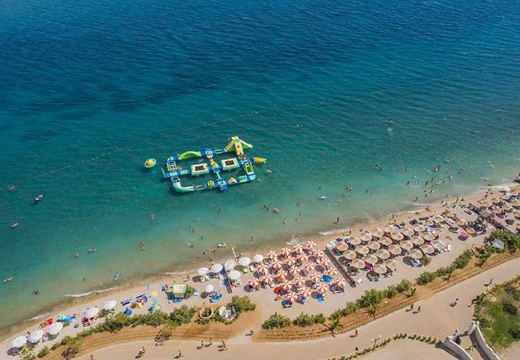 solaris family beach החופים של סולאריס